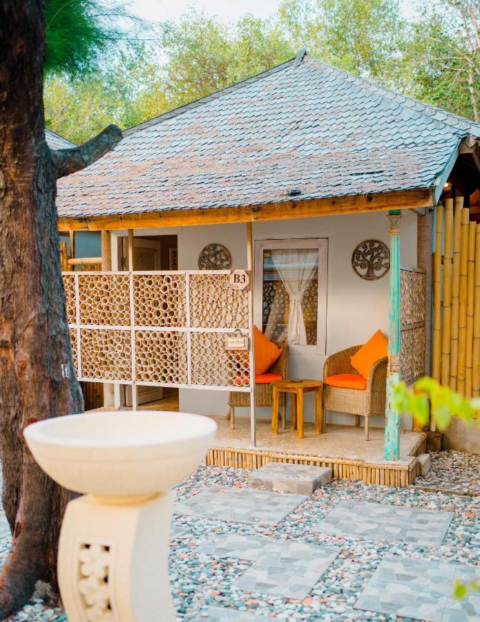 Bungalow Cafe Gili Beachfront Gili Meno Extérieur photo