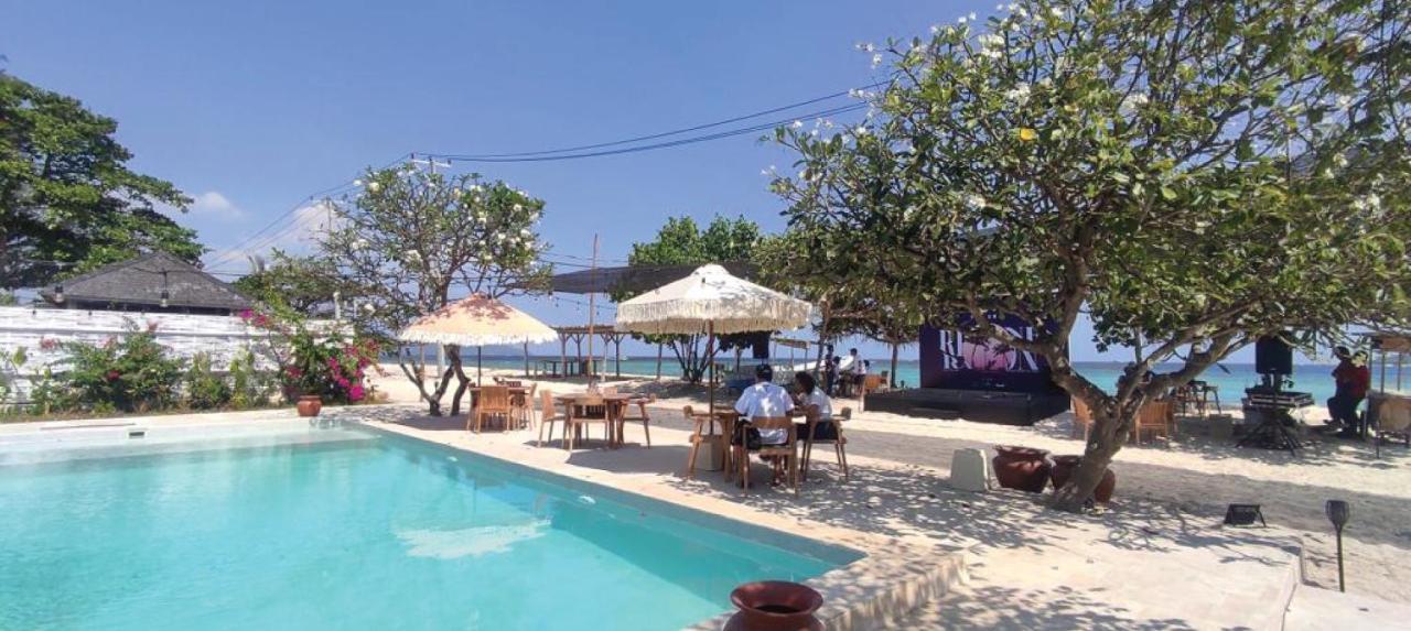Bungalow Cafe Gili Beachfront Gili Meno Extérieur photo