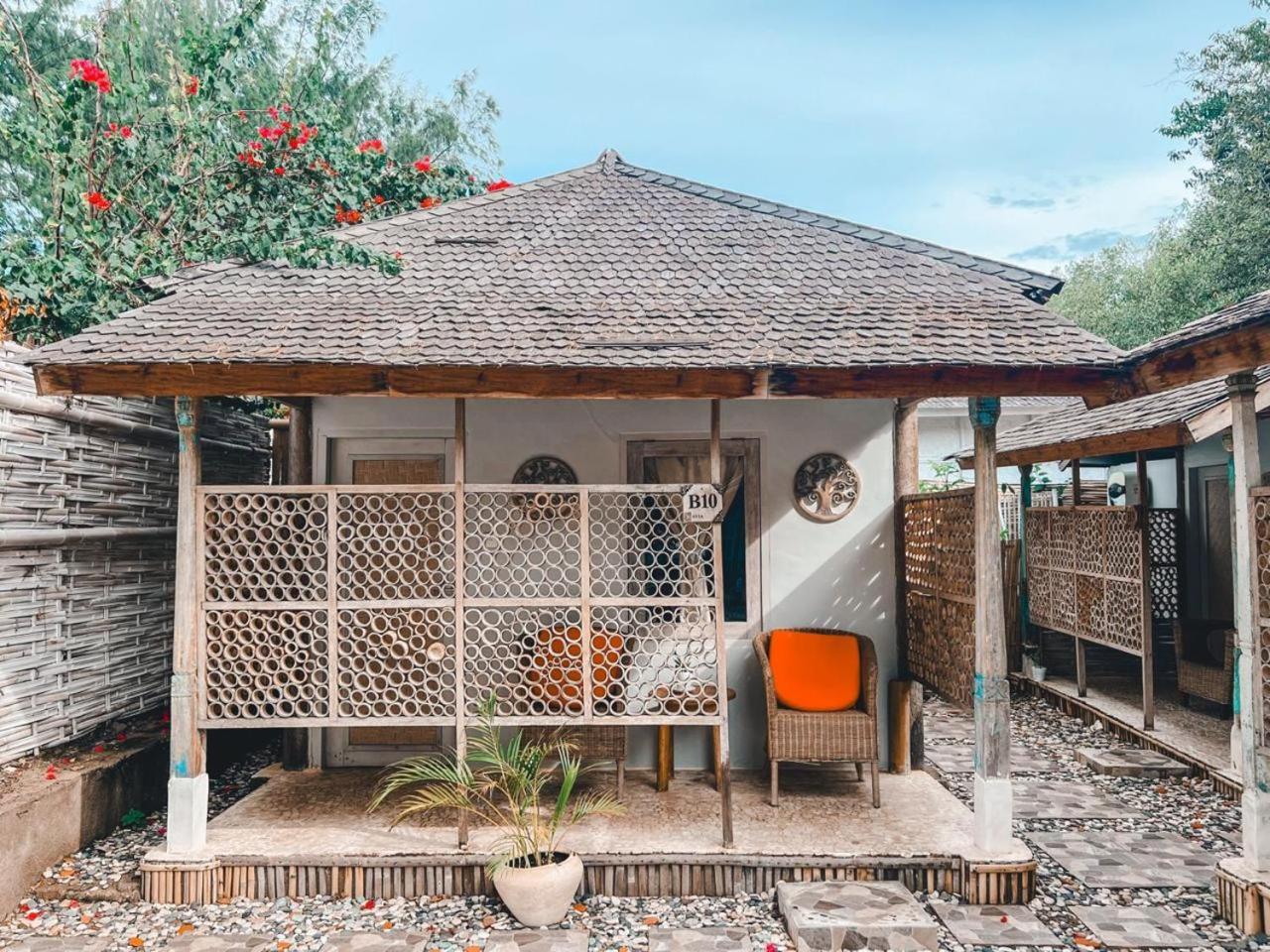 Bungalow Cafe Gili Beachfront Gili Meno Extérieur photo